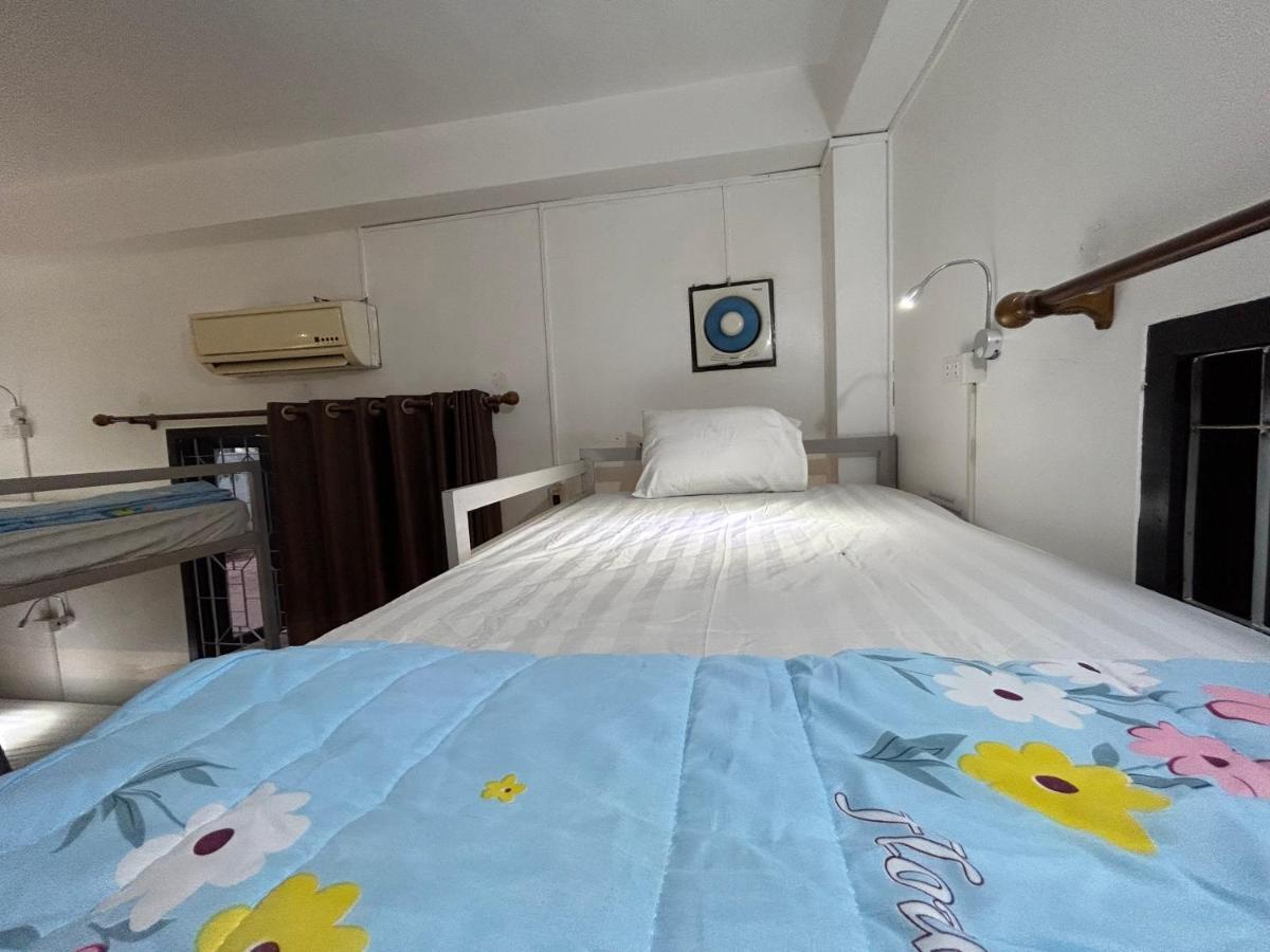 Vang Vieng Backpackers Hostel Экстерьер фото